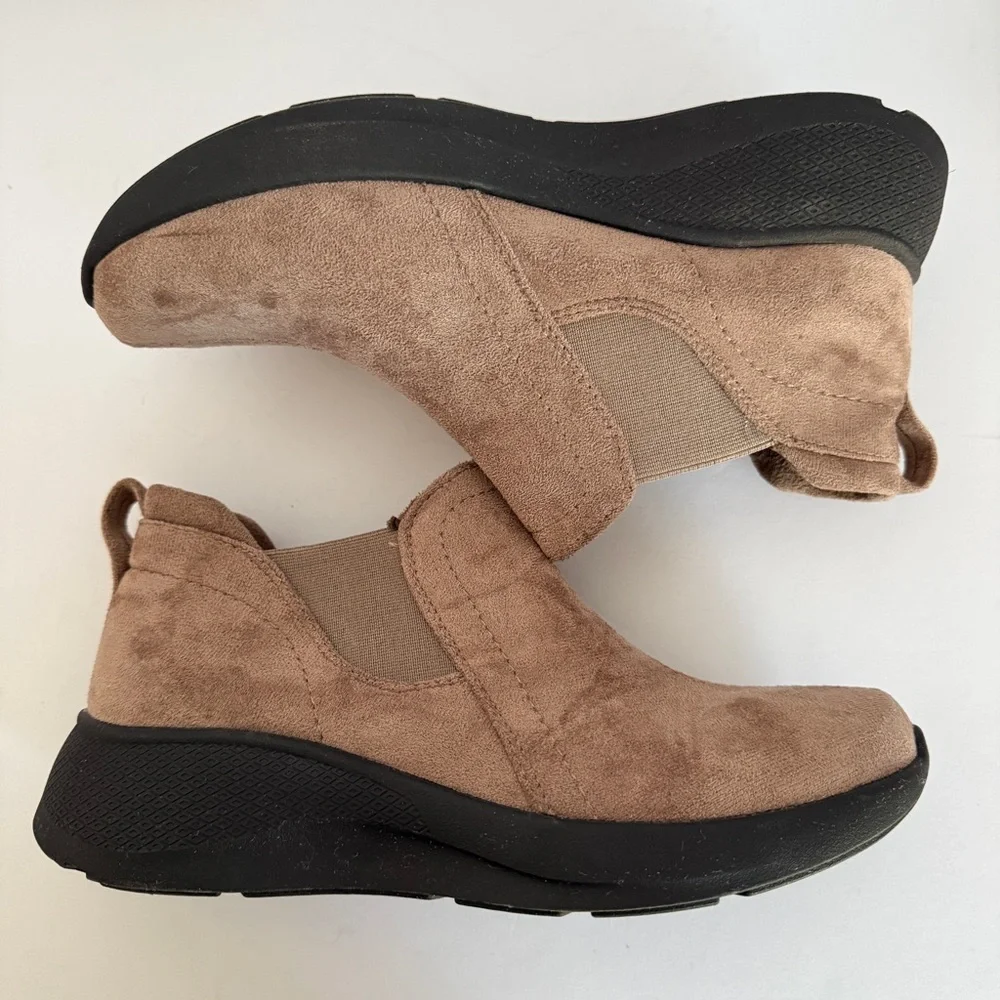 Earth Origins stylish brown