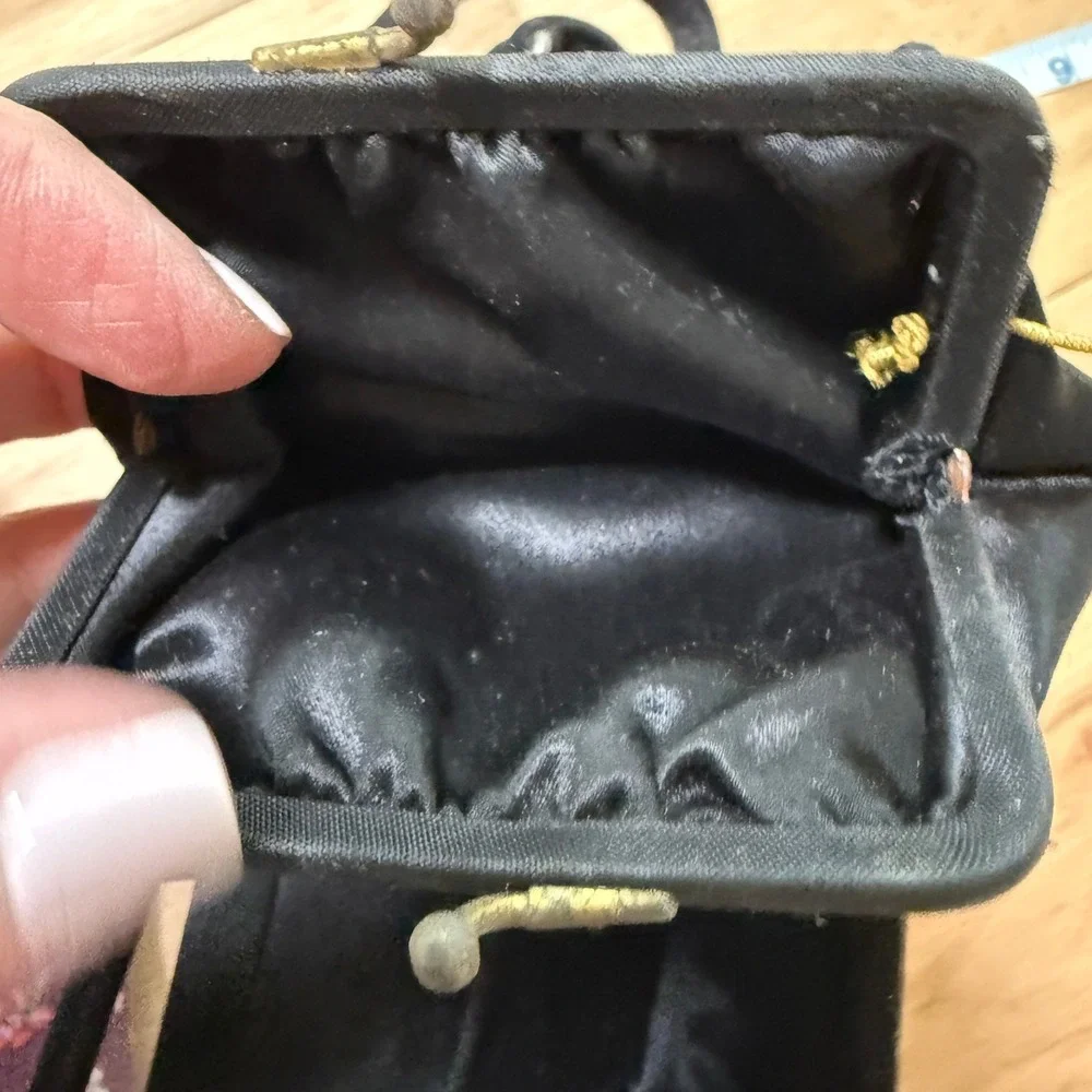 Unbranded vintage black