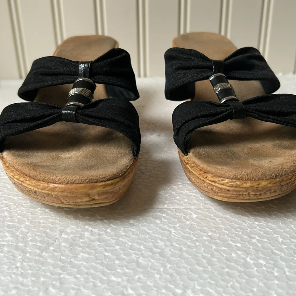 Italian Shoemakers questions leave