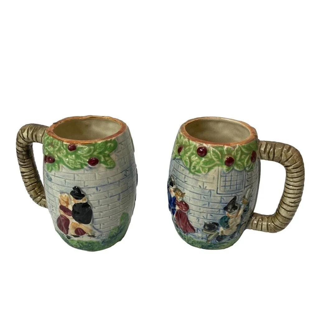 LOT of 2 Vtg 1940s Majolica Hand Painted Small Barrel Pitcher Japan‎ 4.5