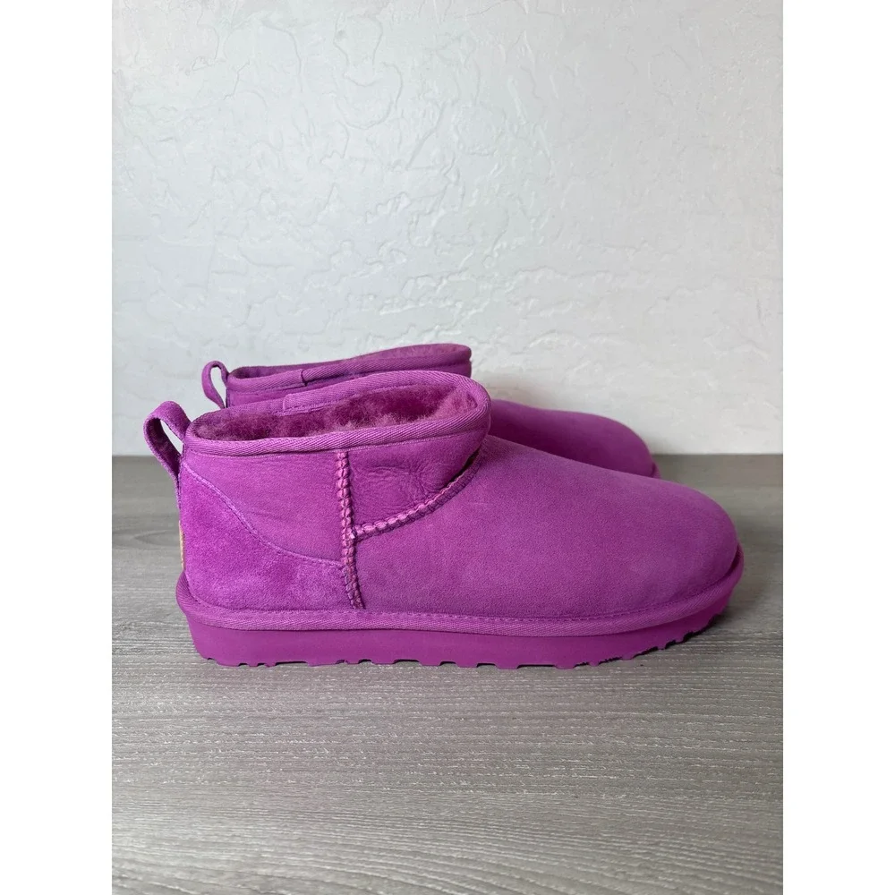 UGG classic ultra