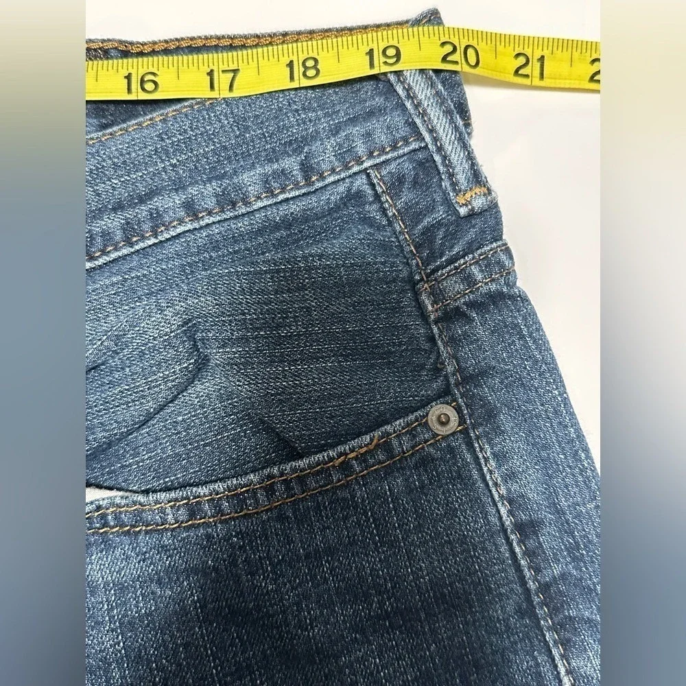 Levis comfortable stylish