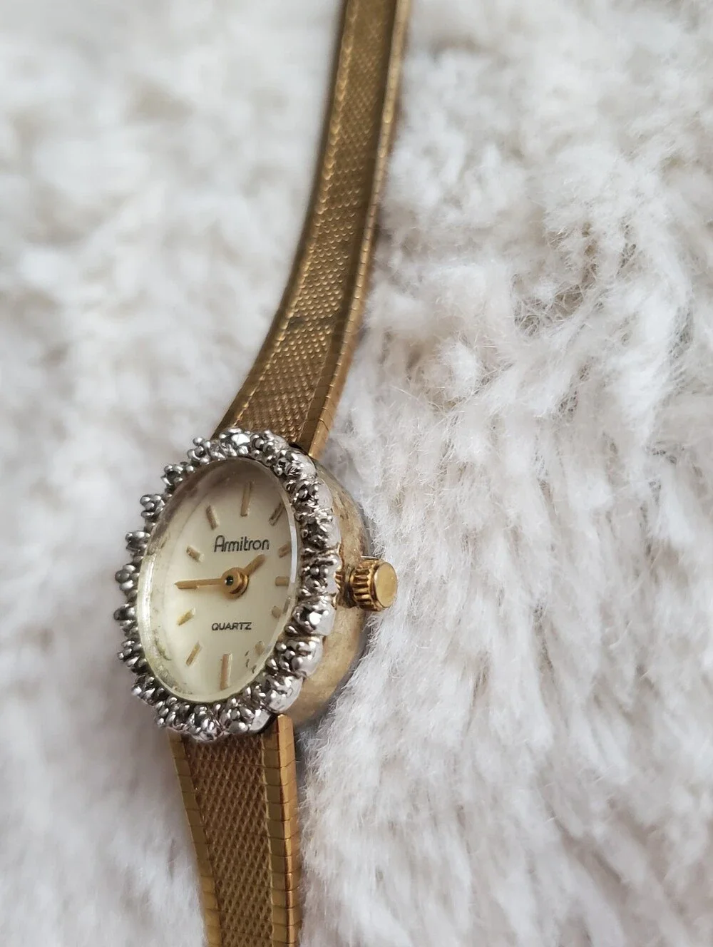Amitron adjustable wrist