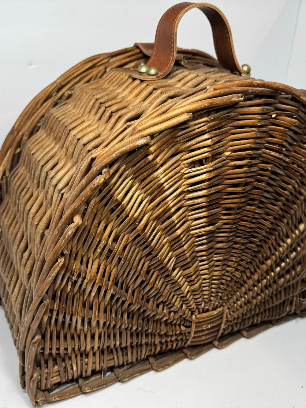 N/A portable wicker