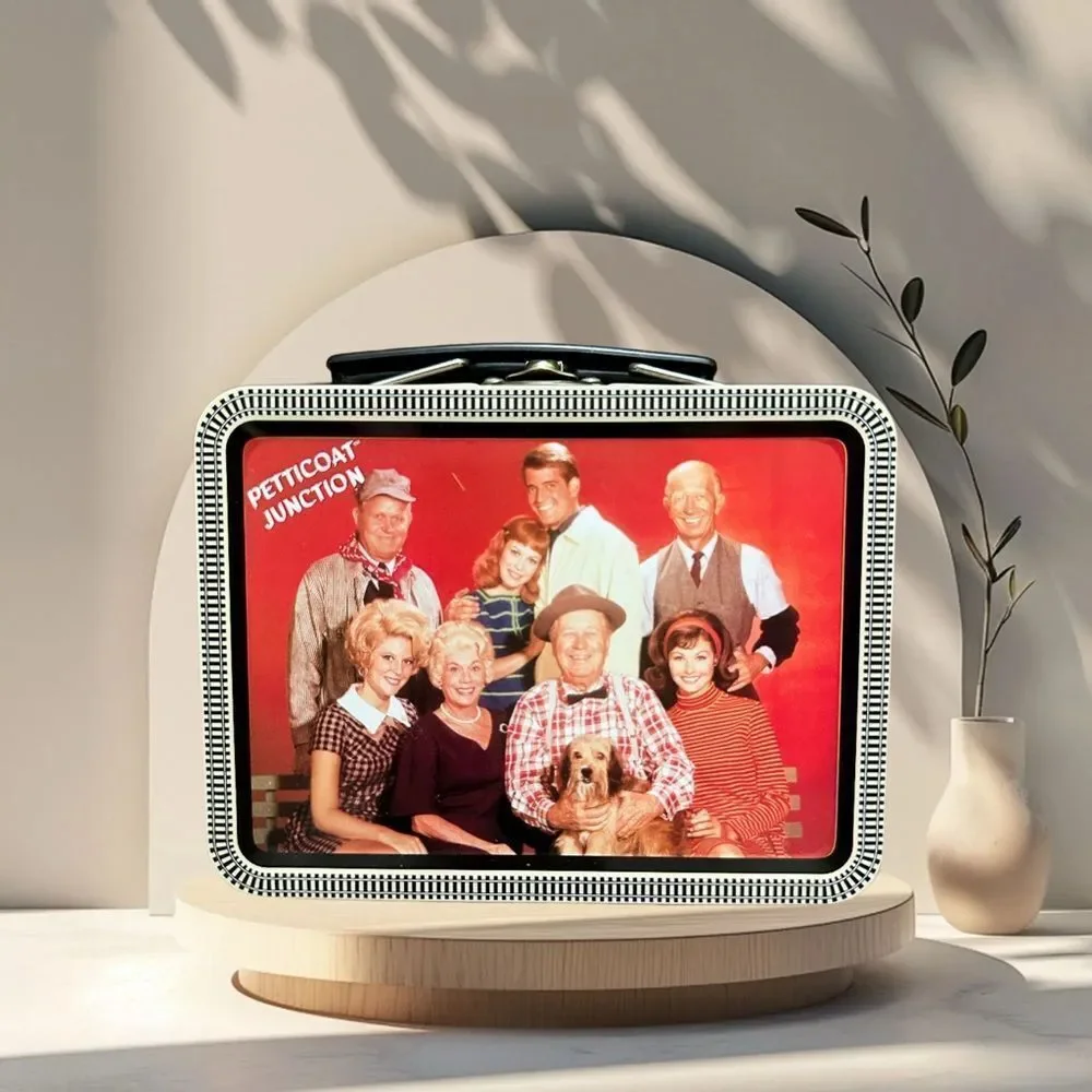 Paramount petticoat junction