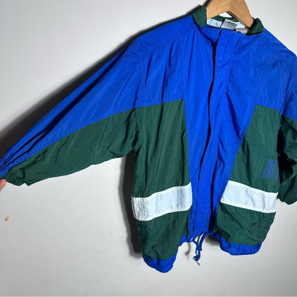 90s Vintage Nike Kids Blue and Green Colorblock windbreaker jacket