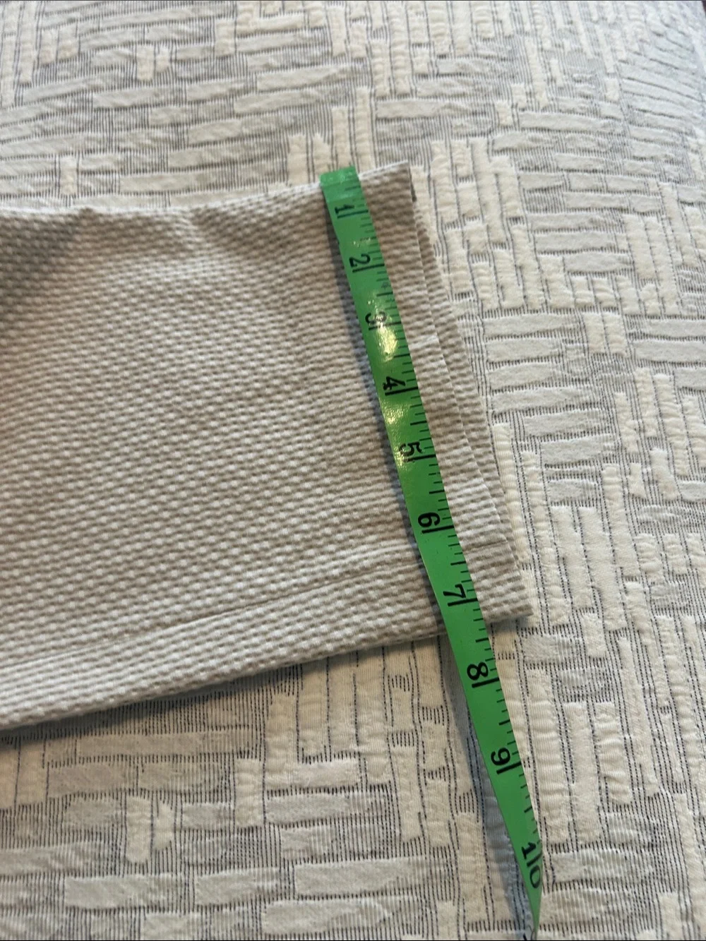 Banana Republic men’s tan