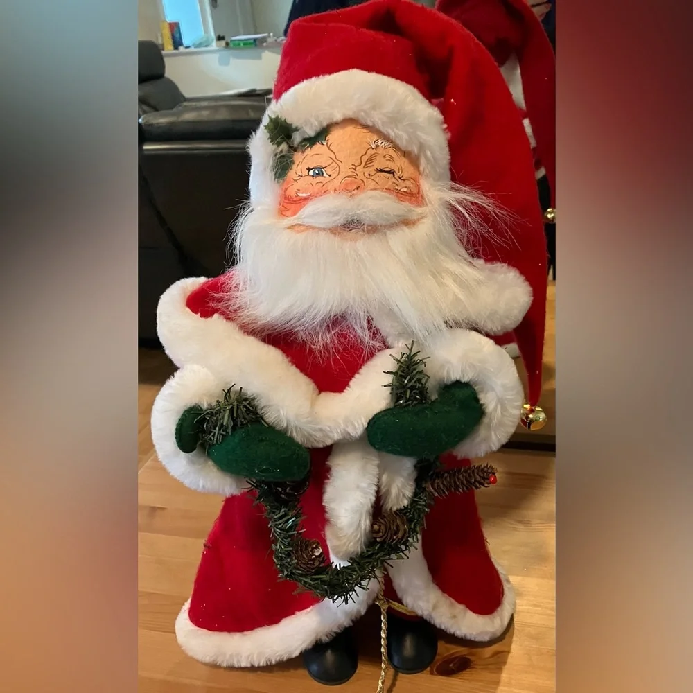 EUC with Tag Annalee 20” Classic Santa with Garland Robe and Cloak #551504 2004