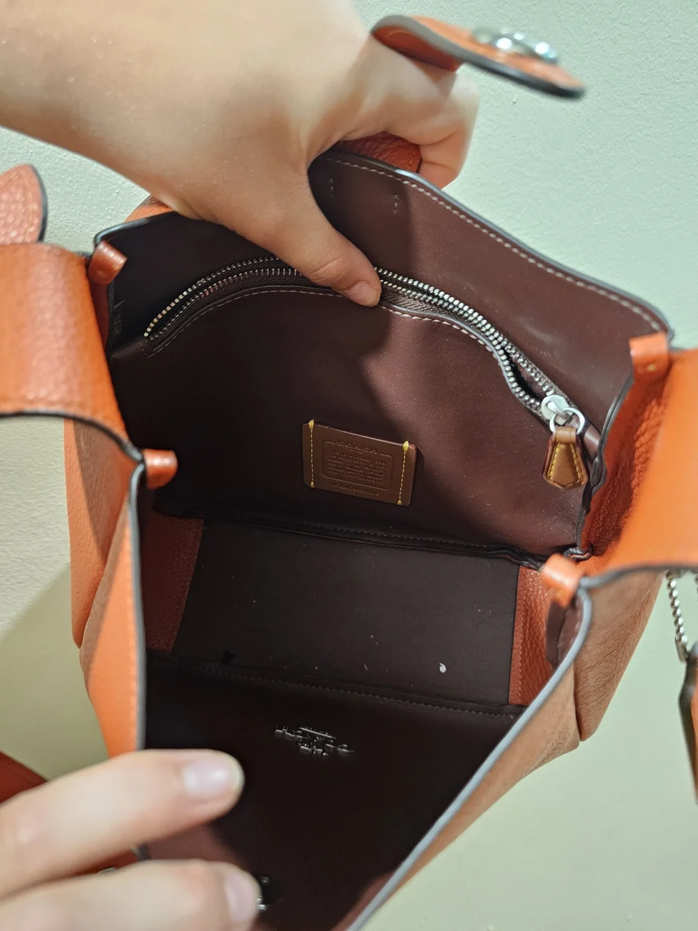 Coach compact shoulder