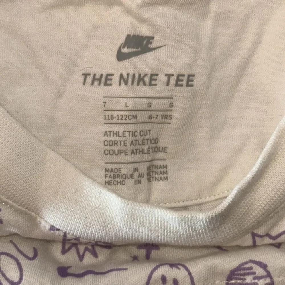Nike details kids