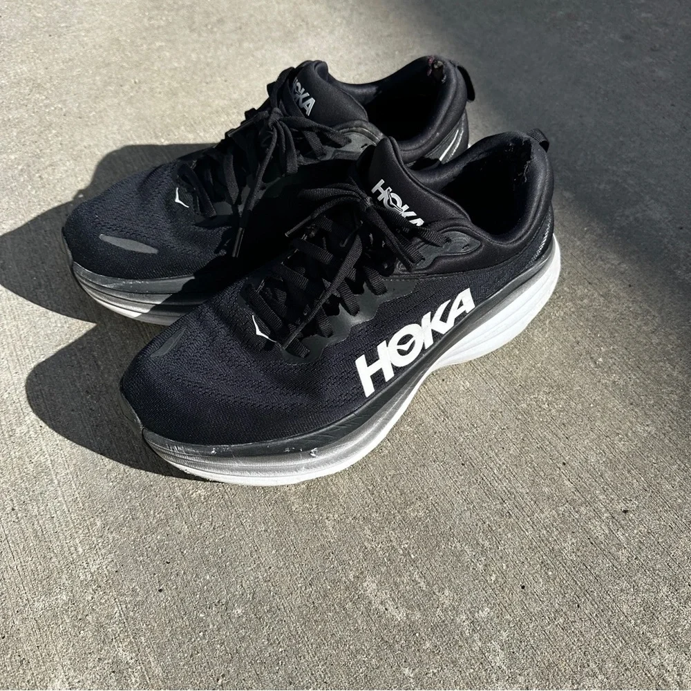 Hoka Bondi 8 Black and White Men's Shoes - Size 11
