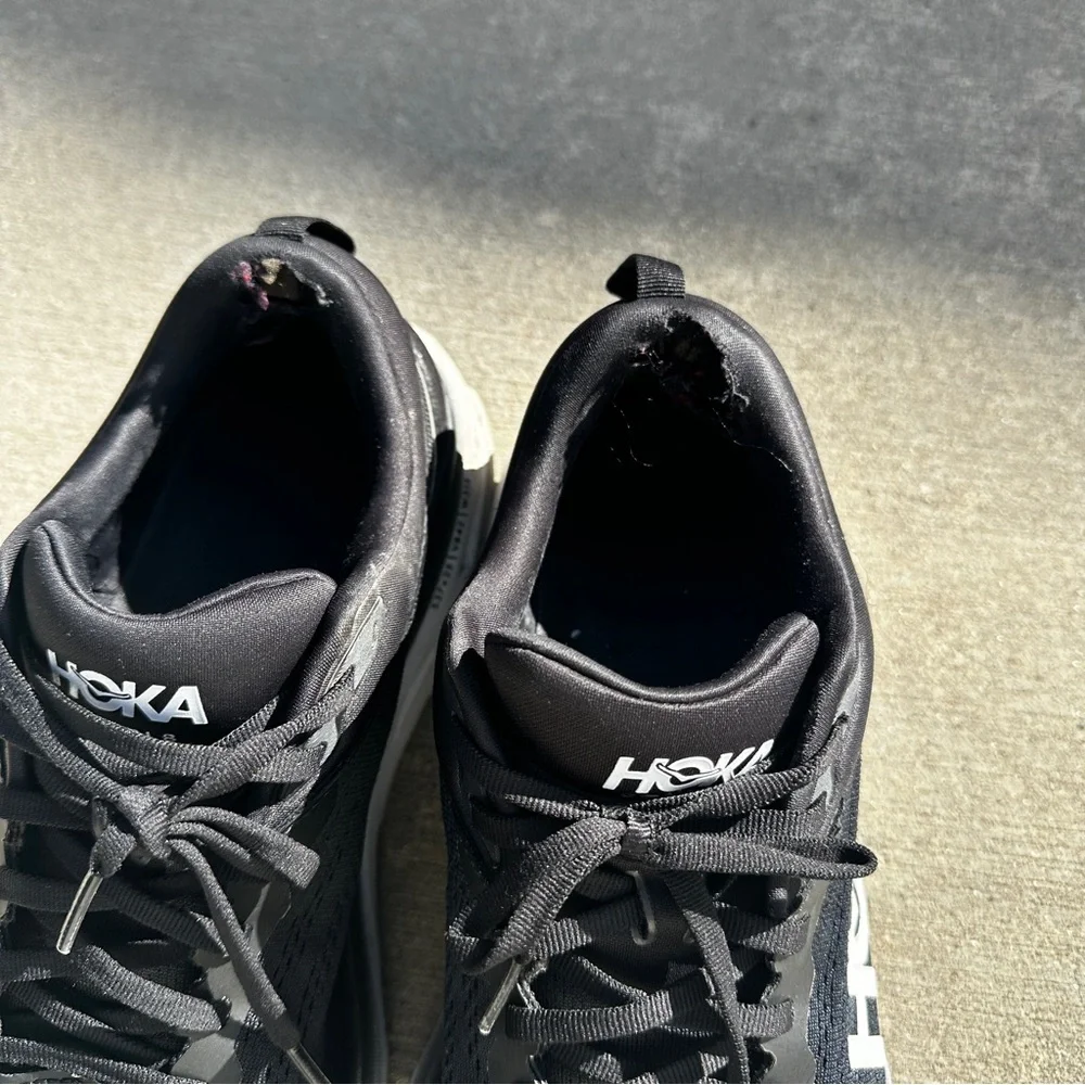 Hoka Bondi 8 Black and White Men's Shoes - Size 11