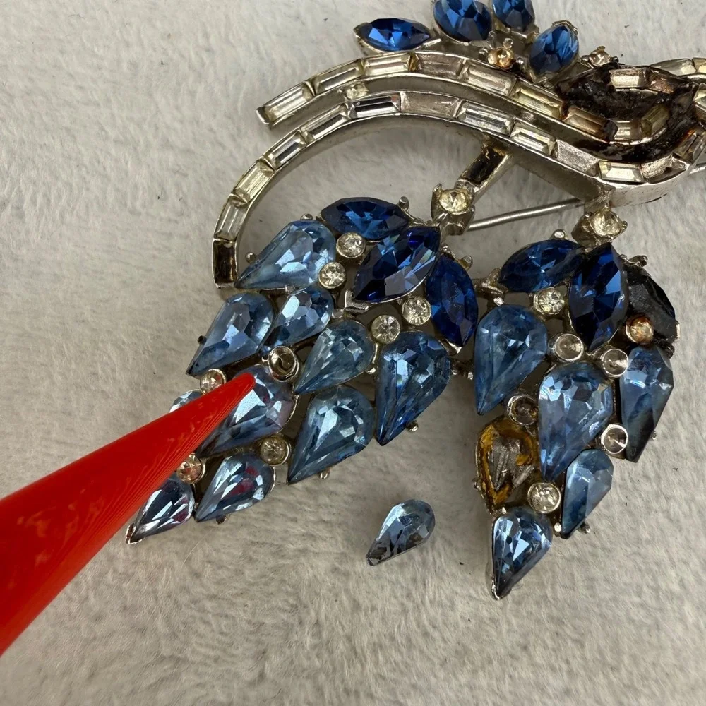 Trifari read brooch