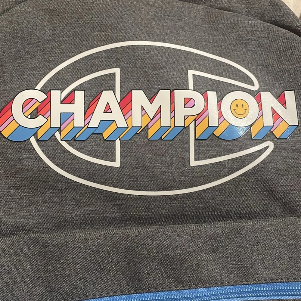 Champion closet smoke