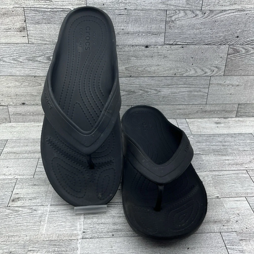 CROCS elevate your