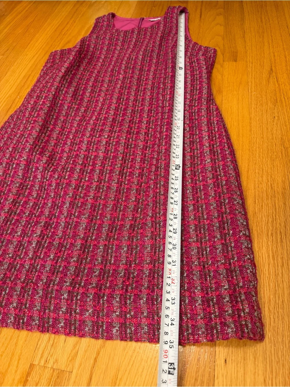 J. Crew excellent like