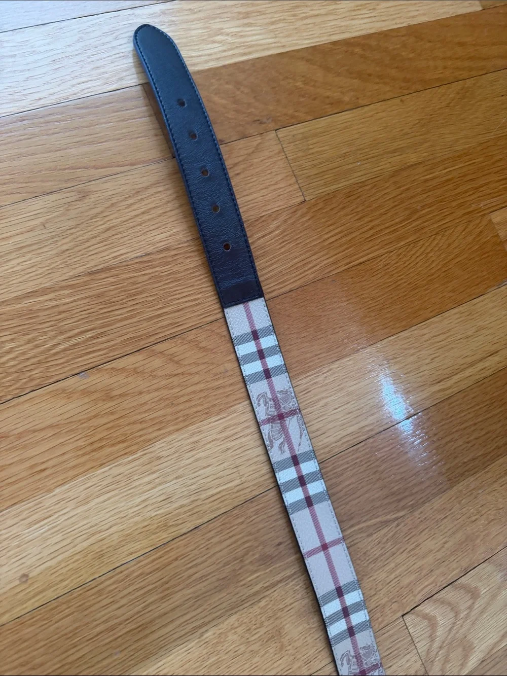 Burberry classic nova