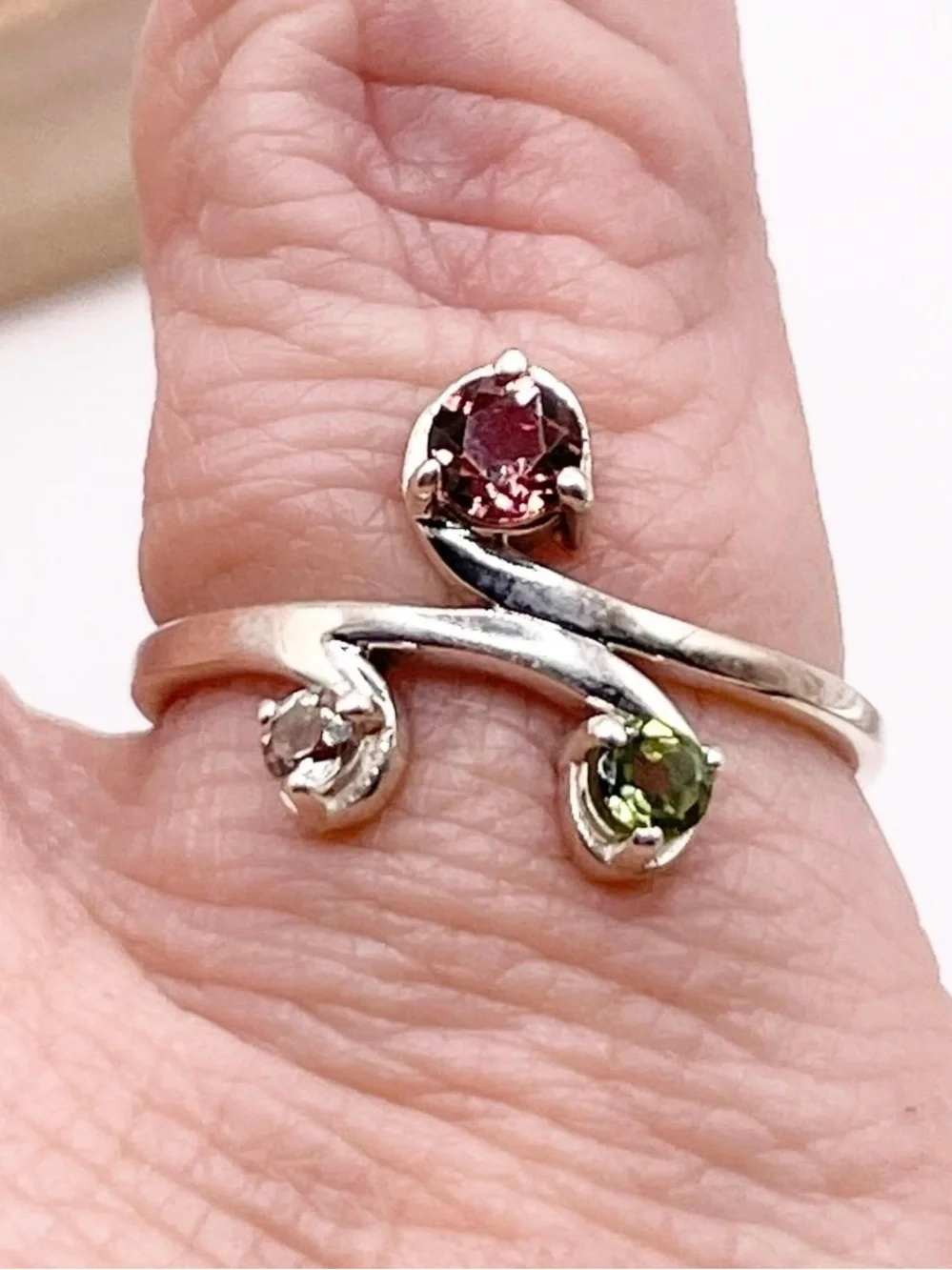 925 Sterling Silver size beautiful