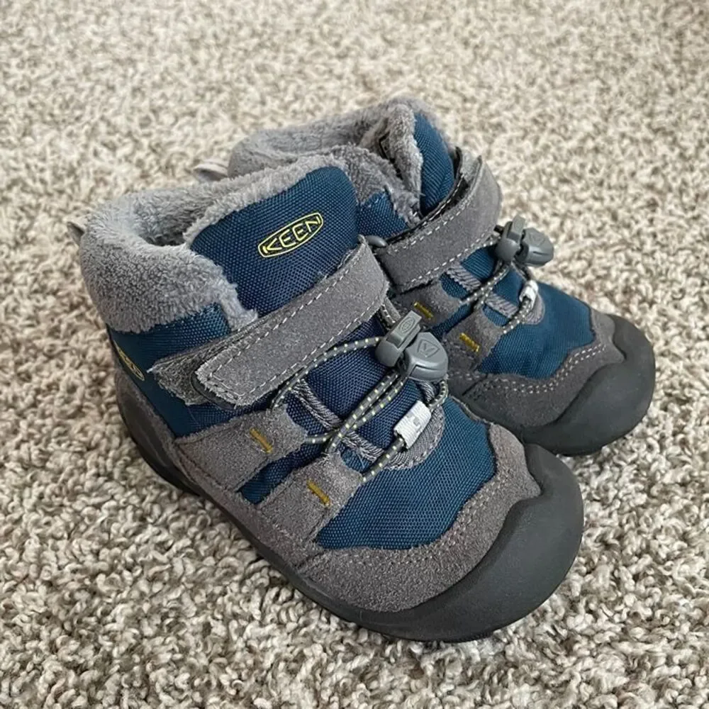 Keen gray navy