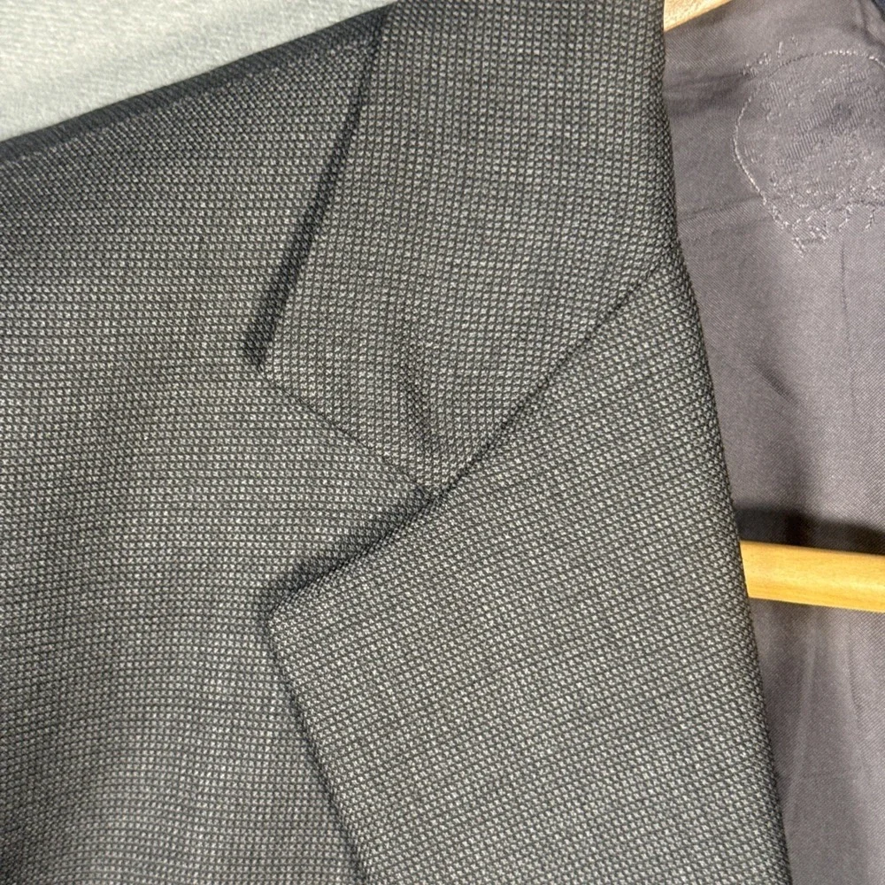 Brooks Brothers 20 collar 24
