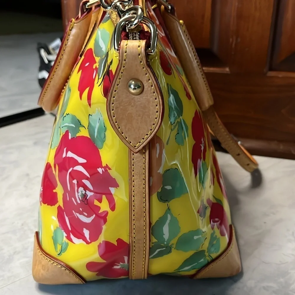 Dooney & Bourke dooney bourke