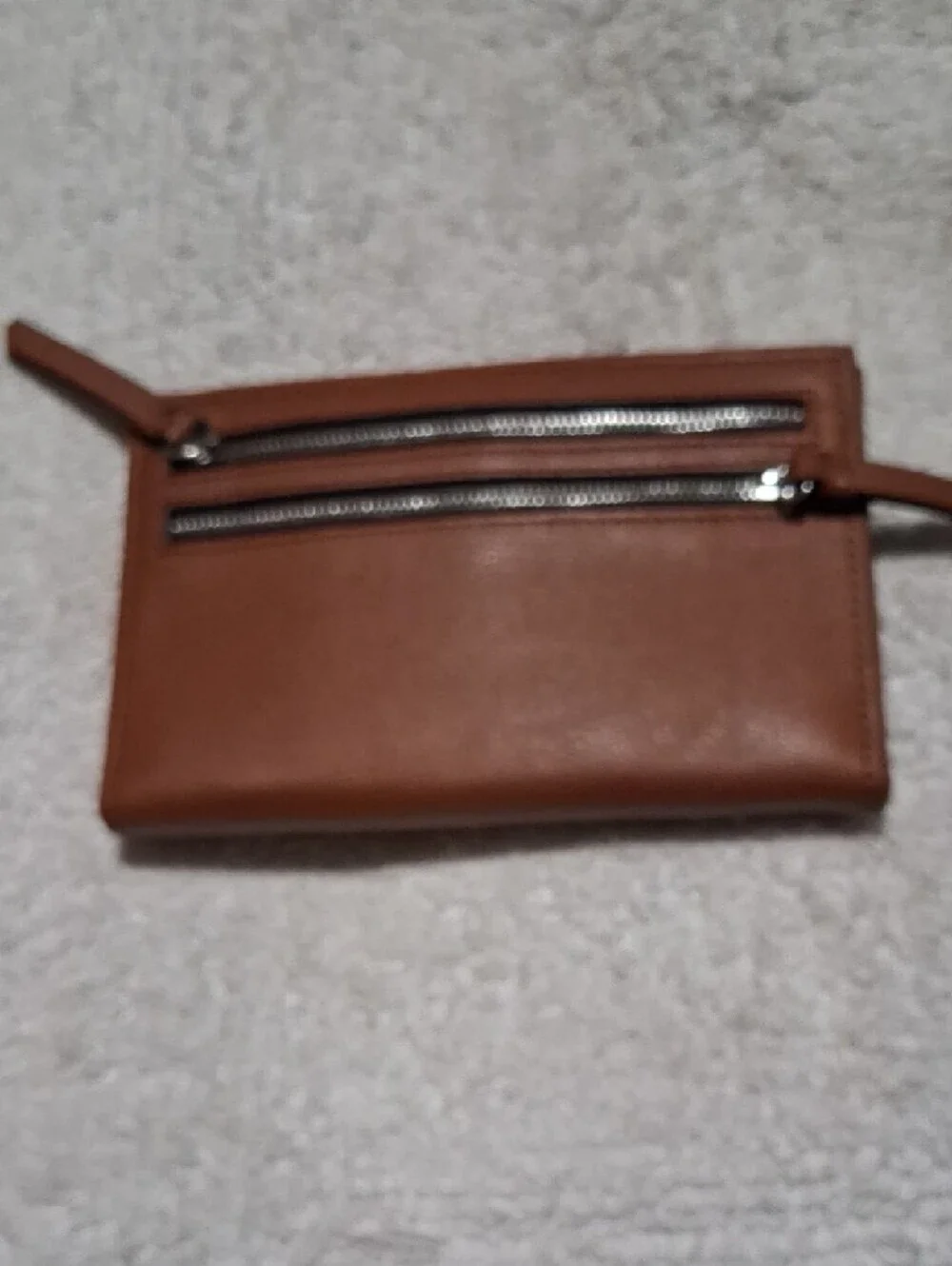 Brighton compact leather