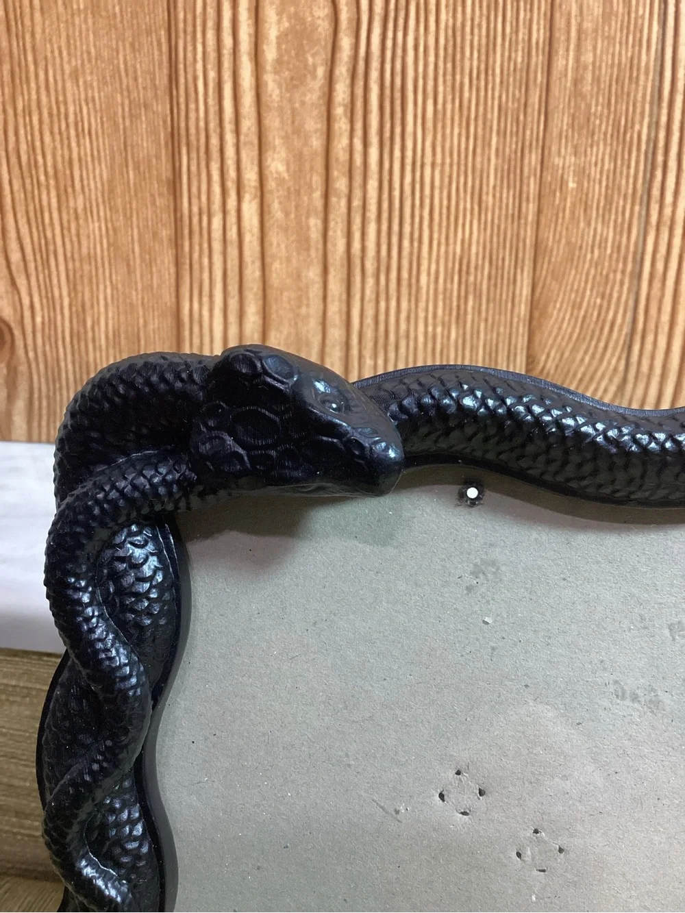 N/A stylish black