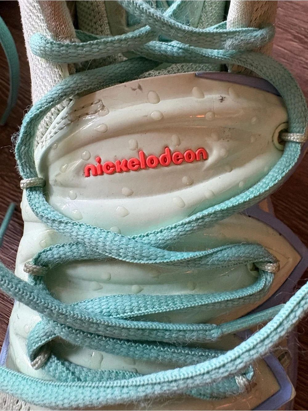 Nike spongebob squarepants