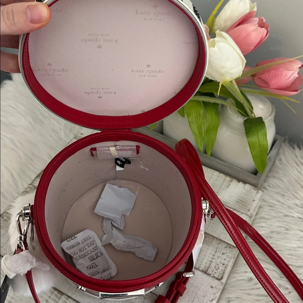 Nwt Kate spade oh what fun drum crossbody bag
