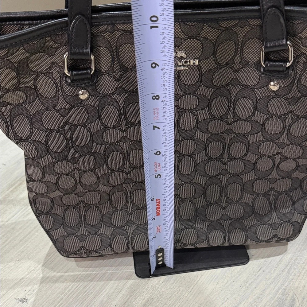 Coach stylish tote
