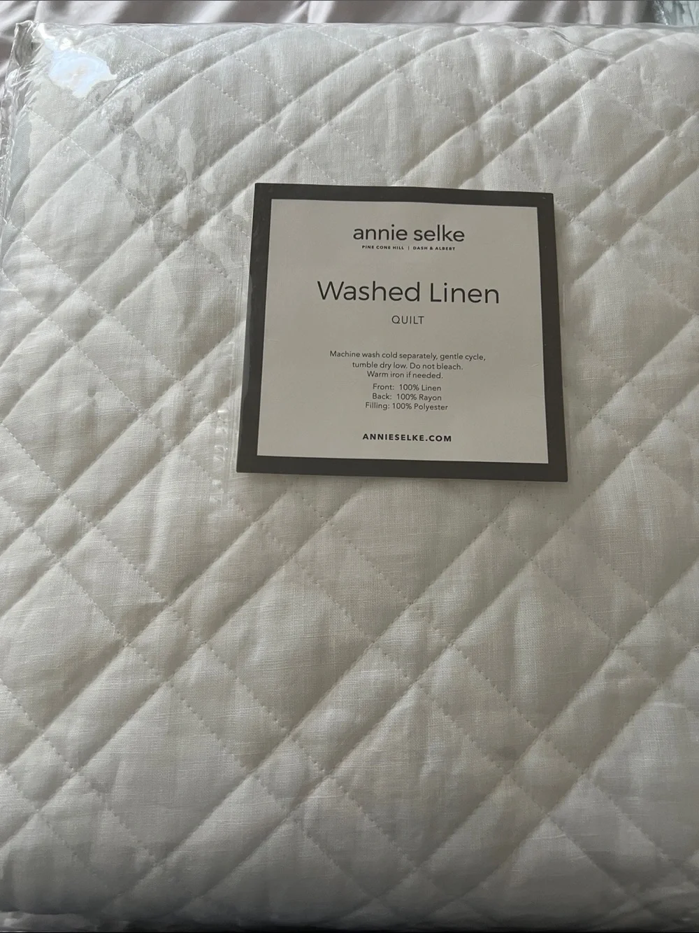 annie selke Washed Linen White Quilt - Soft Quilted Bedding