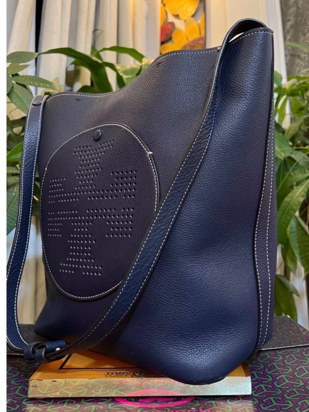 Tory Burch reposhing this