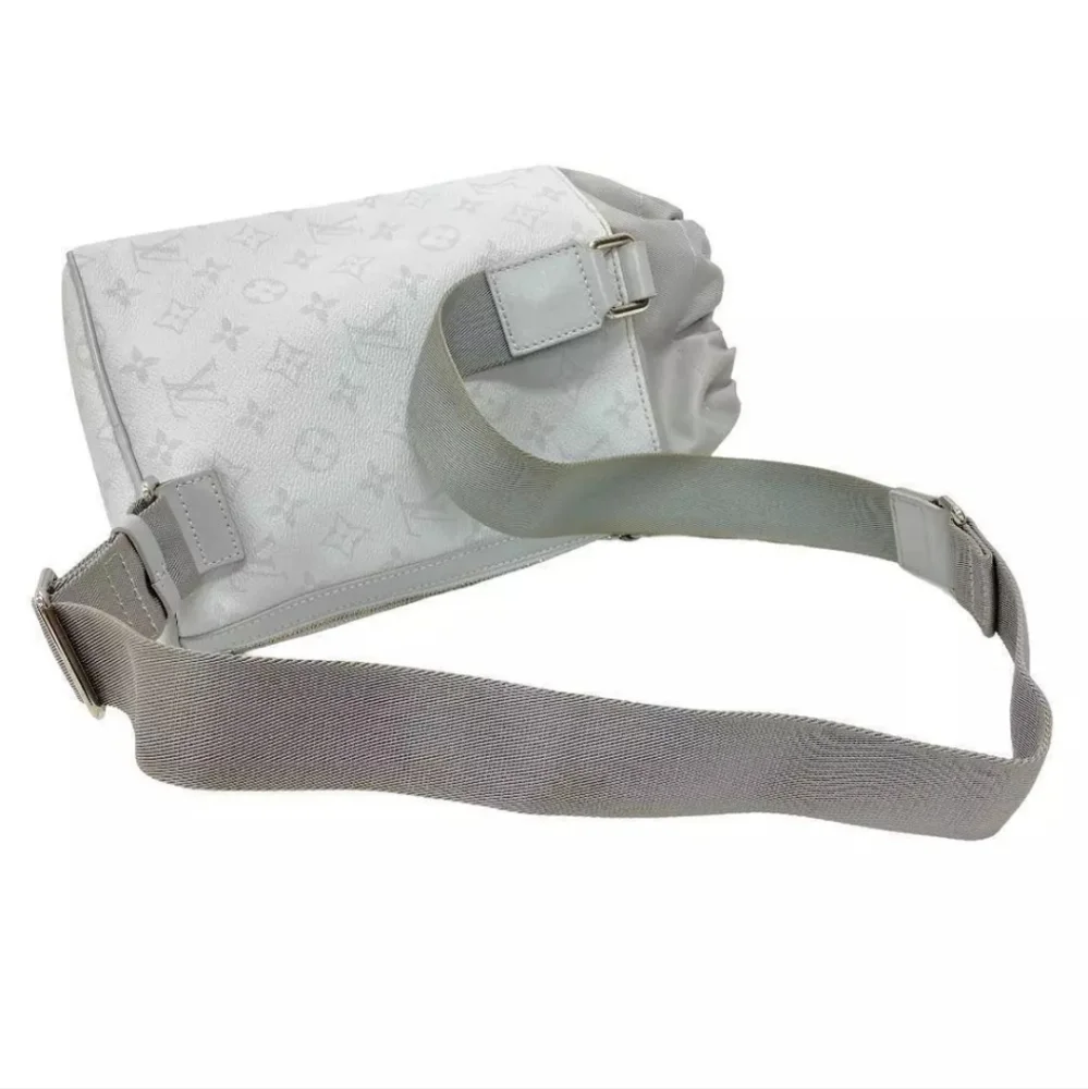 Louis Vuitton rare louis