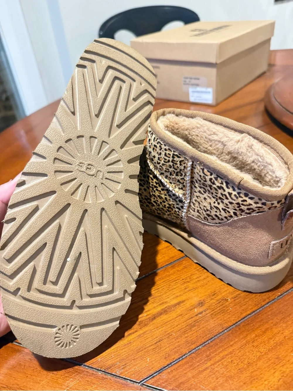UGG stylish leopard