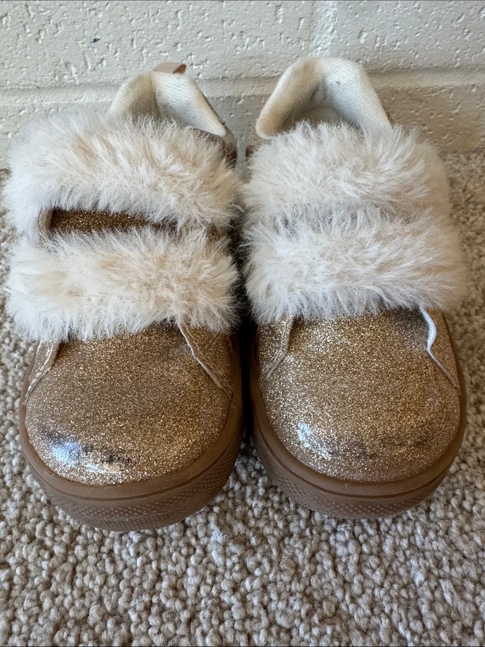 GAP sparkling gold