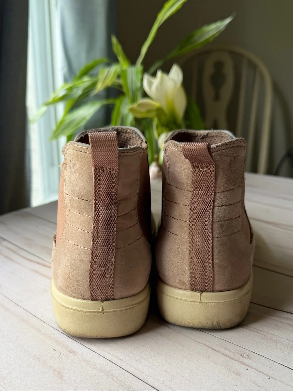 Ecco Women's Slip-On Chelsea Ankle Booties in Light Tan Suede