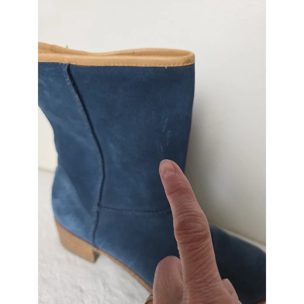UGG different minor item