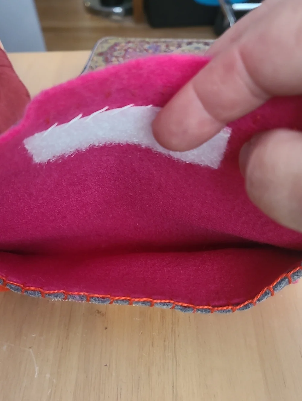 N/A gray felt