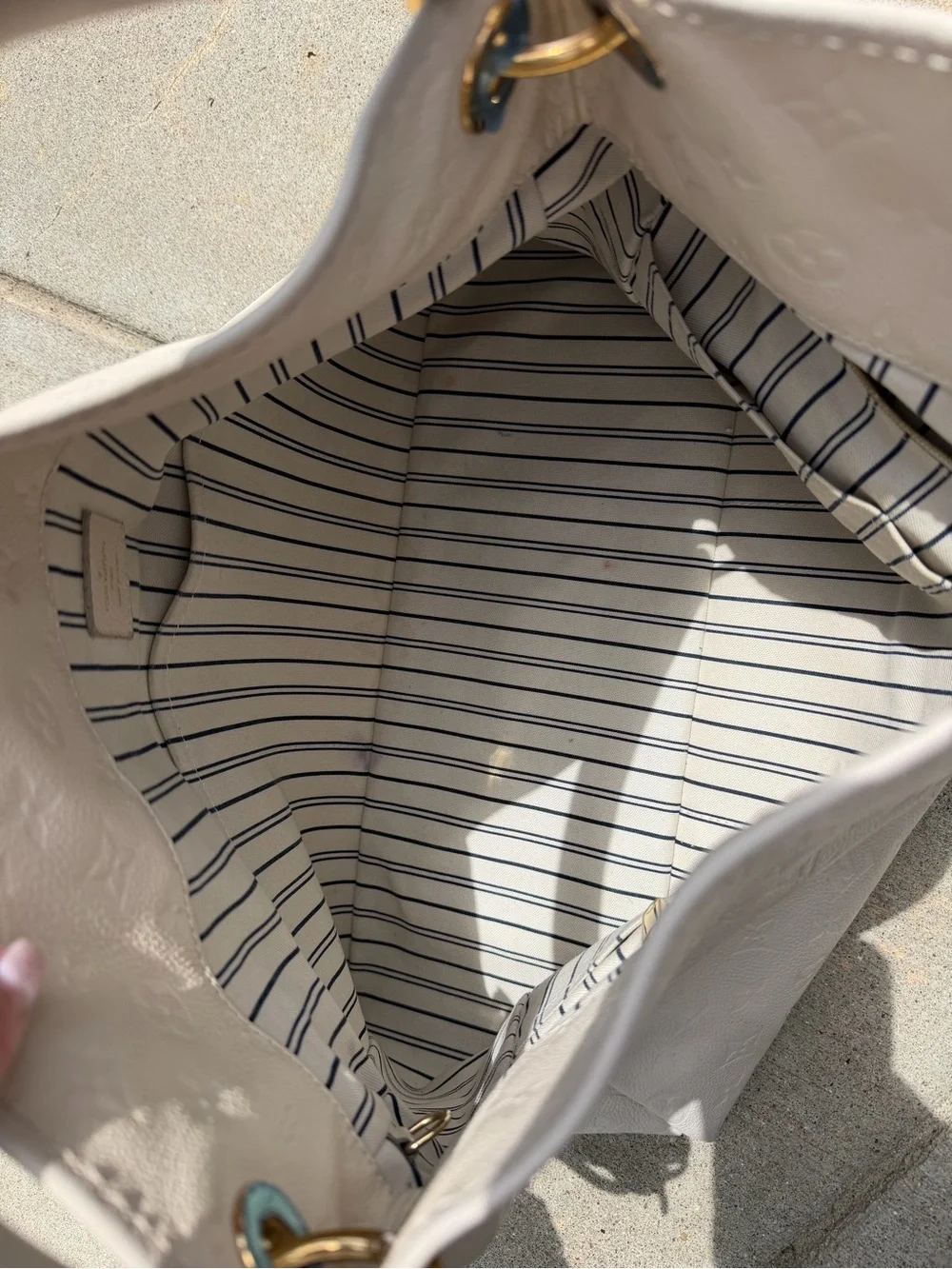 Louis Vuitton up sale