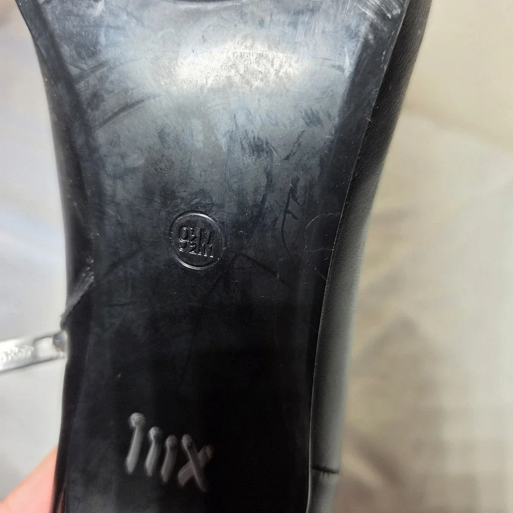 Calvin Klein Black Leather Pointed Toe Ankle Boots Silver Logo Hardware W9.5M