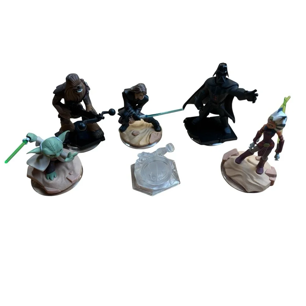 Disney Infinity 3.0  Star Wars Figurines Lot of 5 Character Figures & Power Disc
