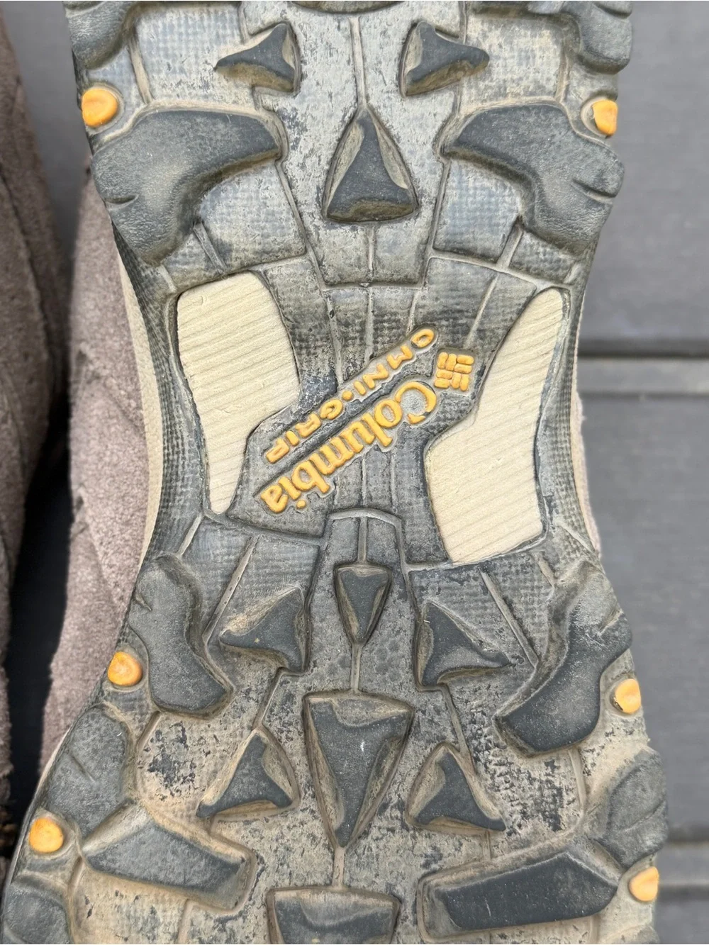 Columbia low top