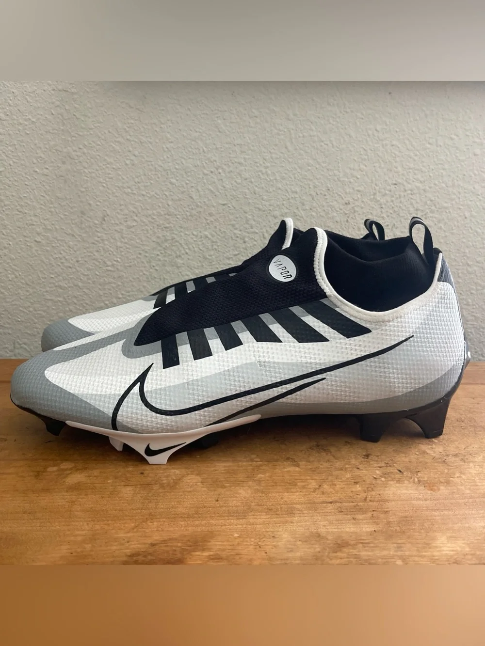 N/A nike vapor