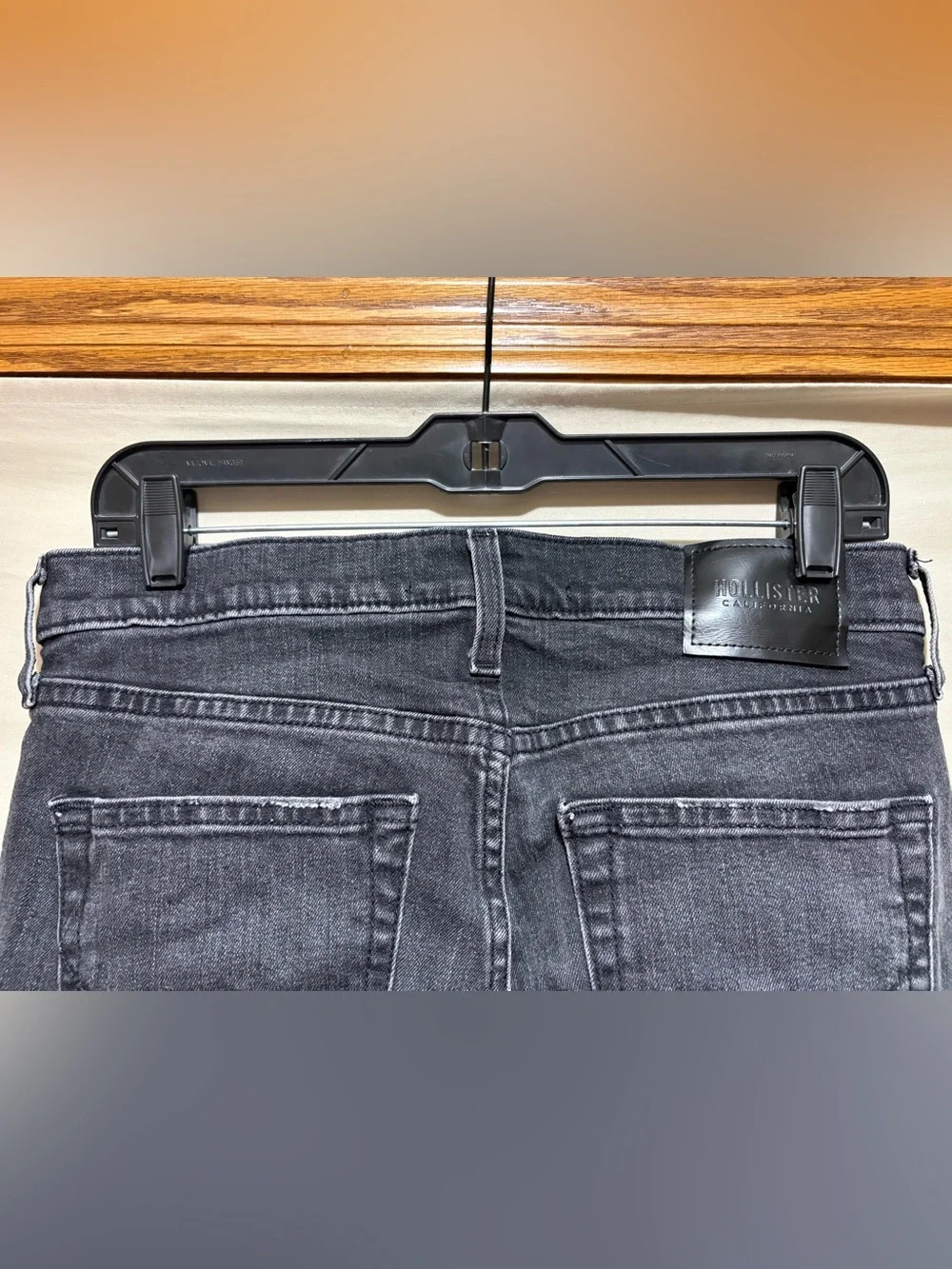 Hollister slim straight