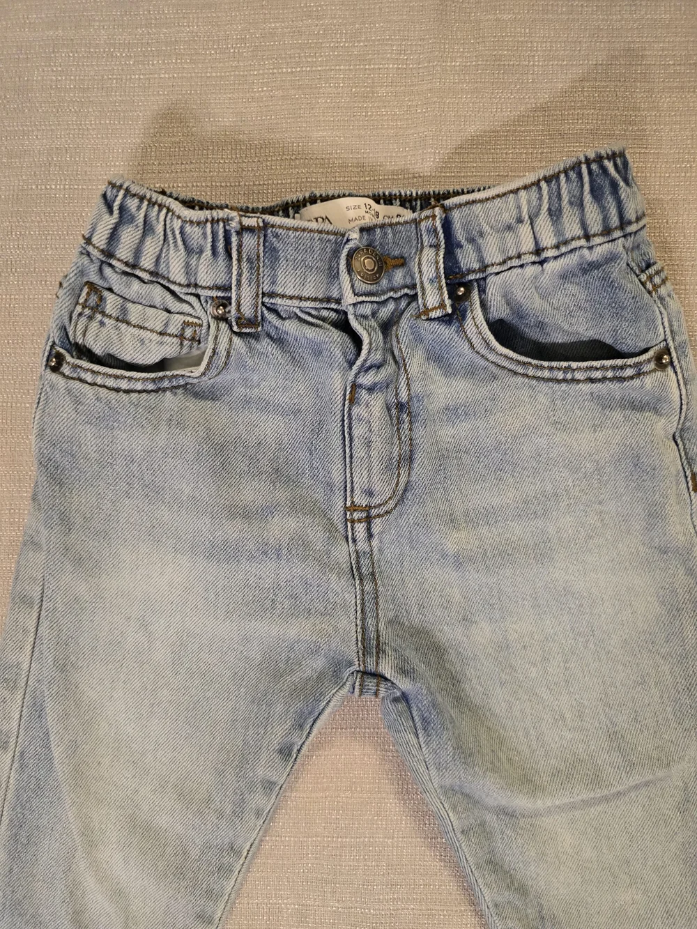 Zara baby light