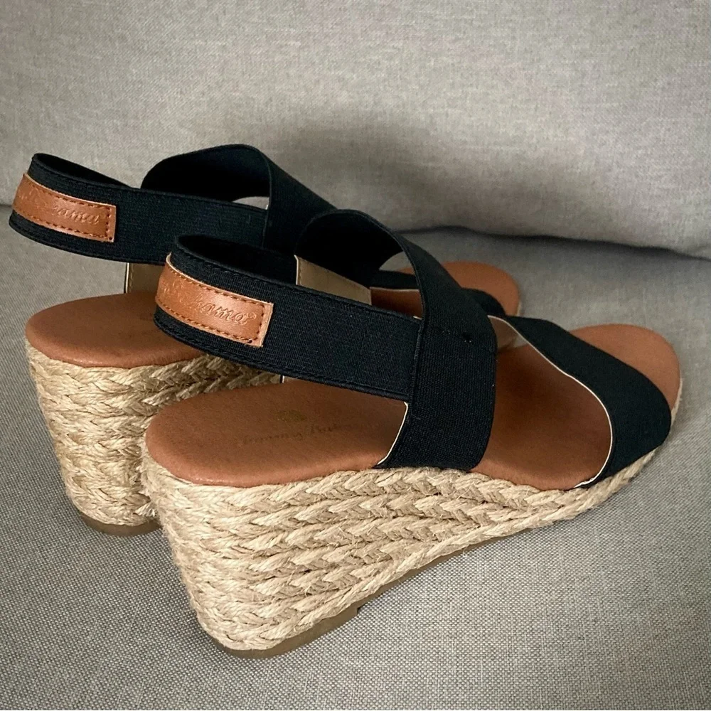 Tommy Bahama description step