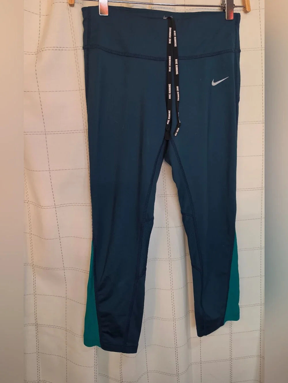 Nike DRI-FIT Capri Active Legging