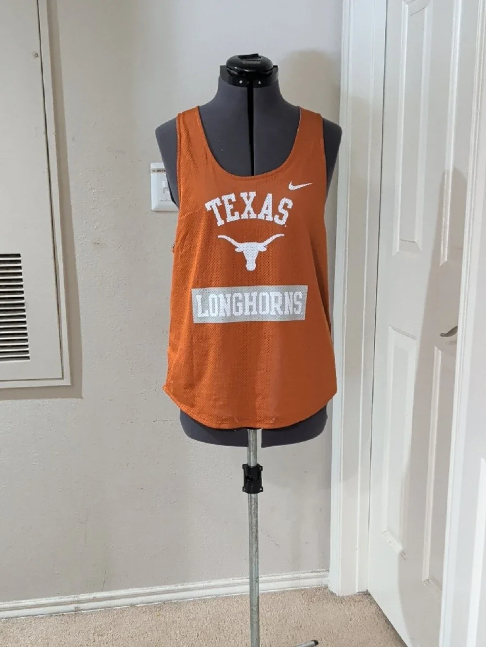 Nike sleeveless athletic