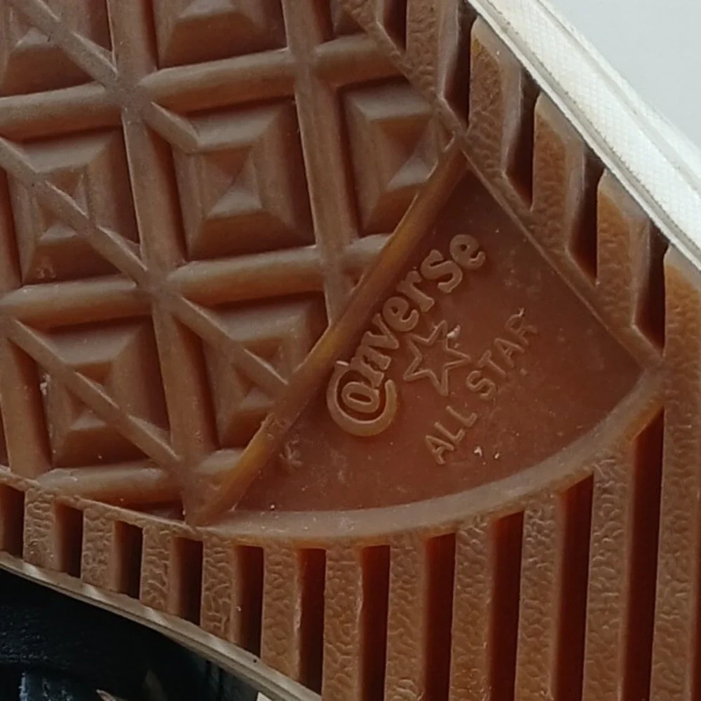 Converse pre owned