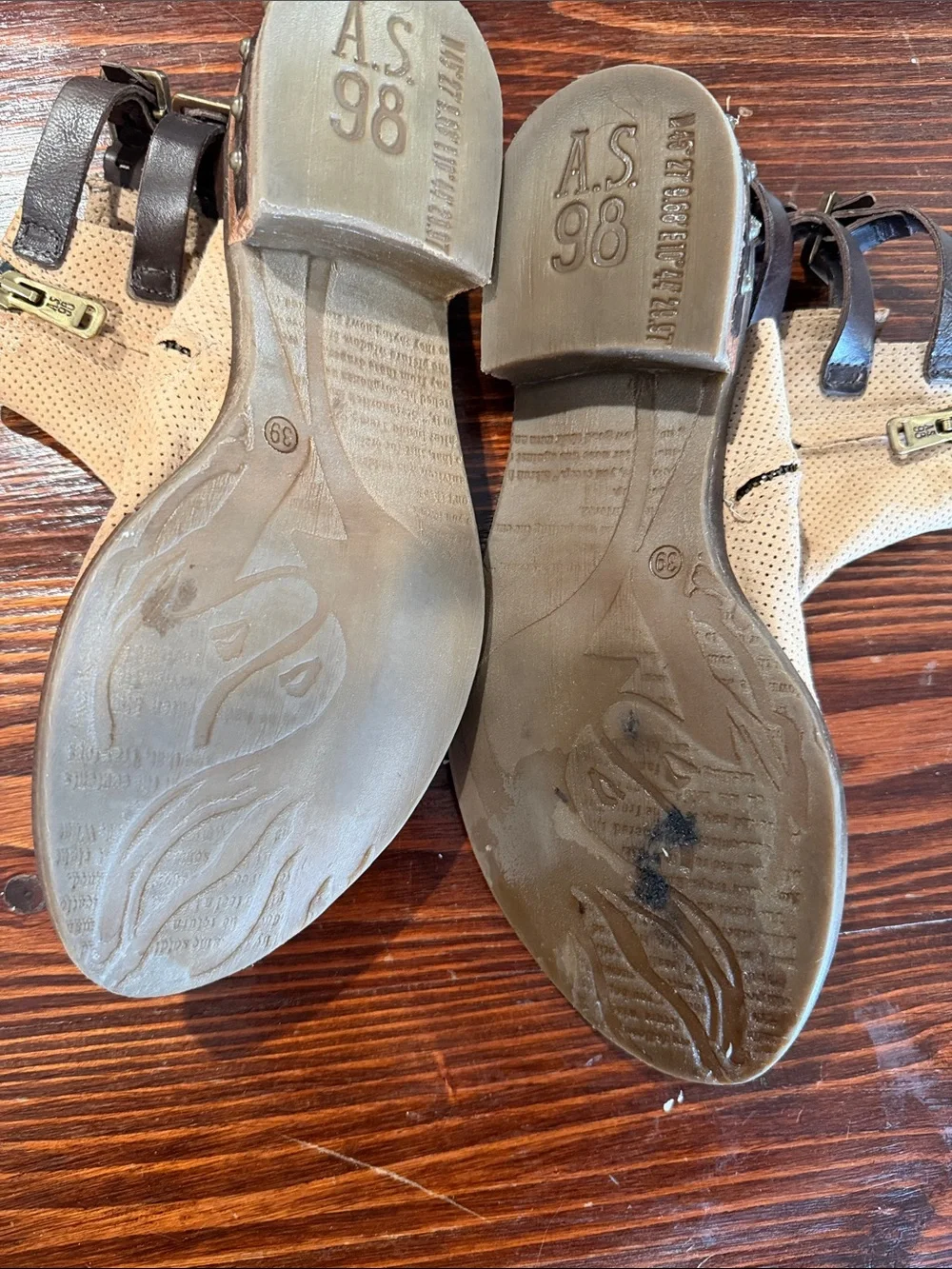 A.S.98 perforated beige